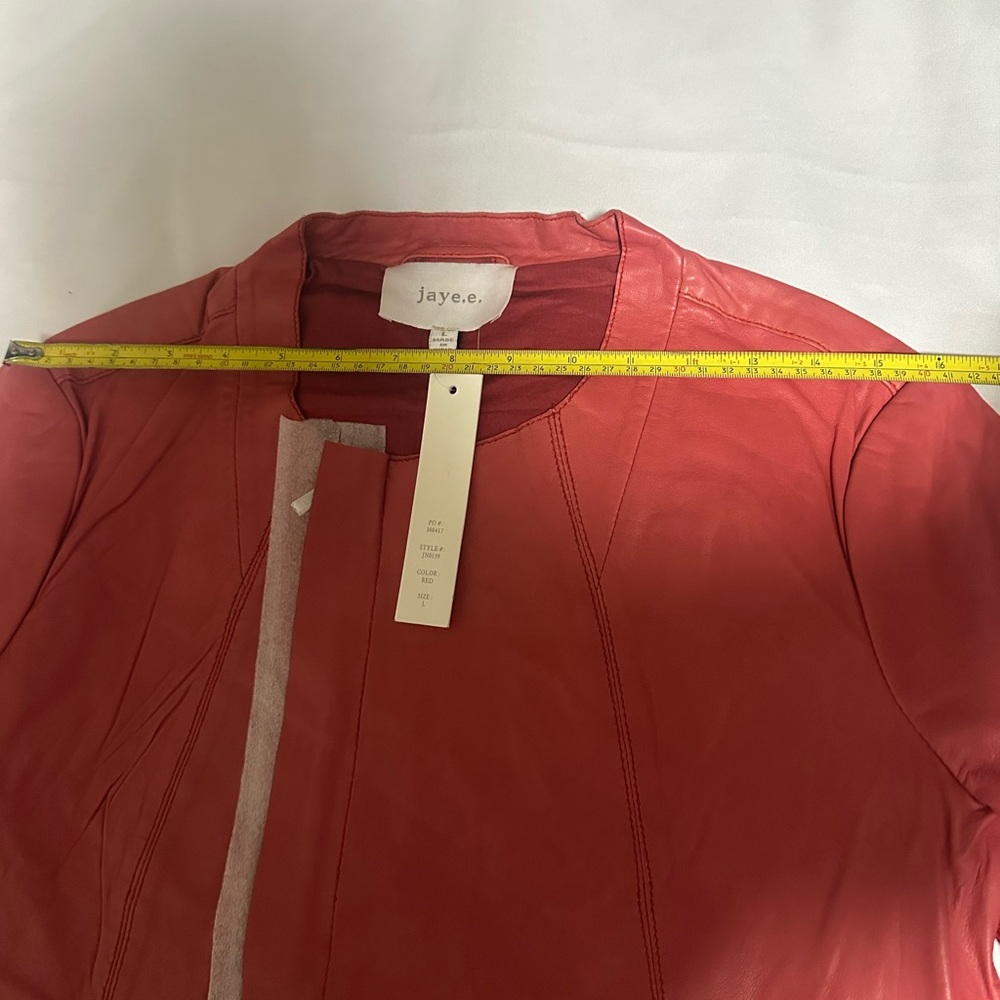 Women's Red Jacket real Leather Lamb size large Jaye E. NWT zipper pockets - Picture 3 of 16